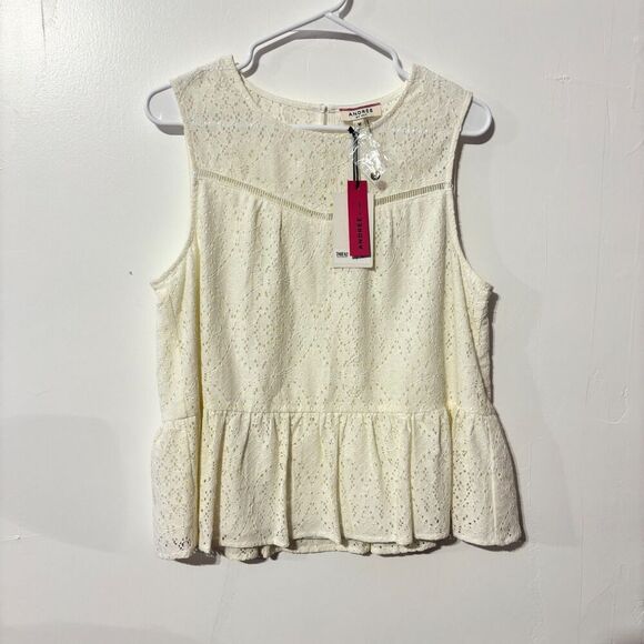NWT Andree by Unit Peplum Top Womens Medium White Sleeveless Eyelet Embroidered - Picture 2 of 9